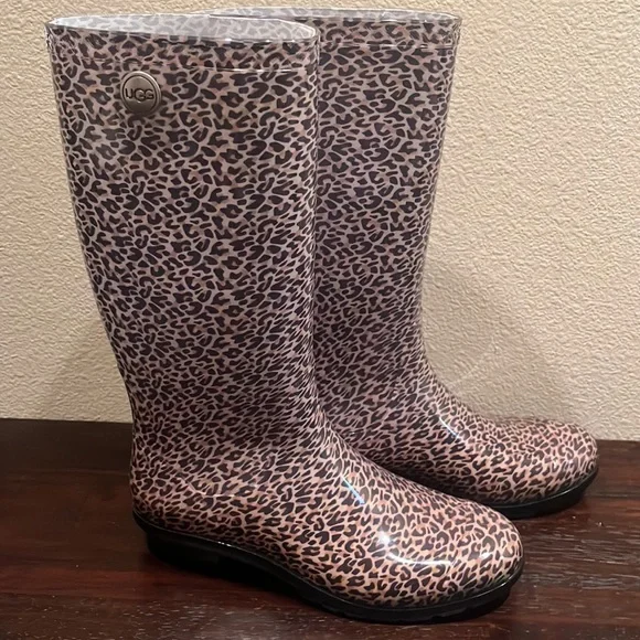 UGG Leopard Print Tall Rain Boots Size 8 - Picture 3 of 4